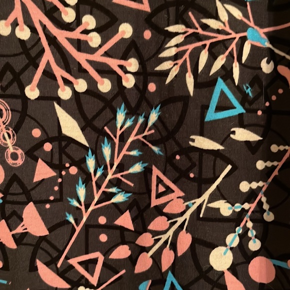 Lularoe Randy - Picture 2 of 2